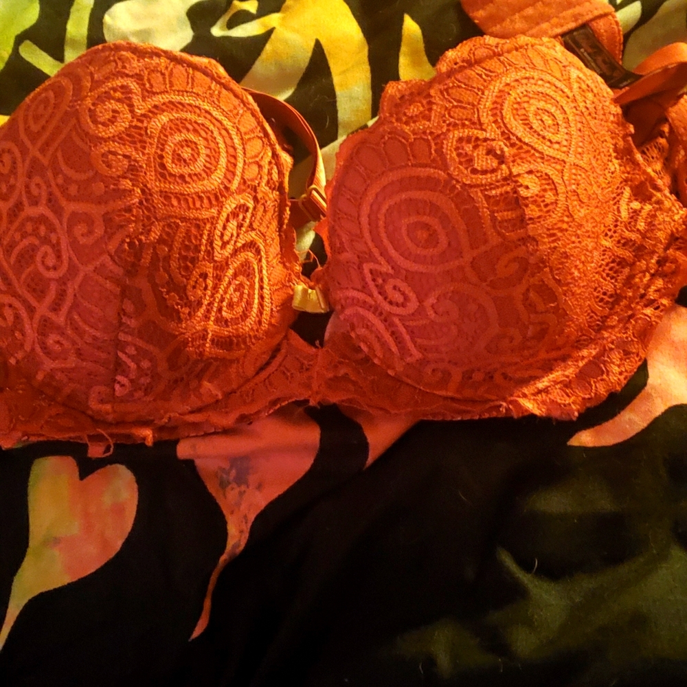 Bra